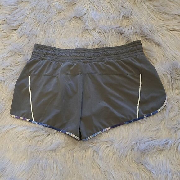 Lole‎ womens gray, purple and blue running shorts size medium - Picture 4 of 4